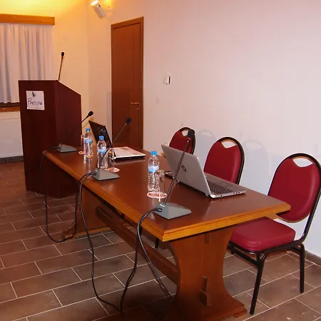 شقة فندقية Prespa & 3*